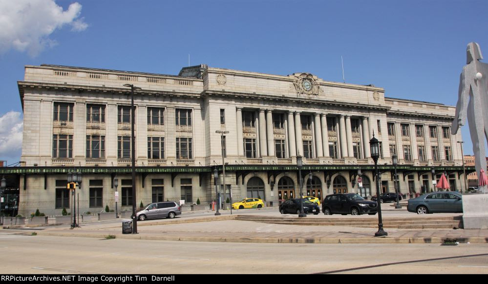 Amtrak MARC Penn Station